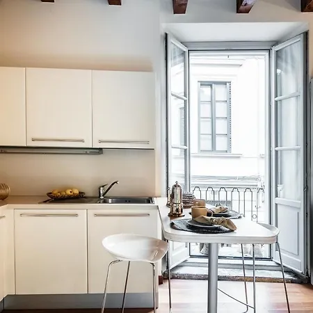 Del Pero - By Myhomeincomo Como