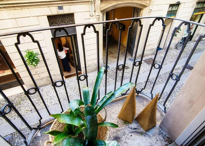 Del Pero - By Myhomeincomo